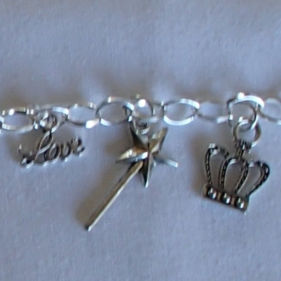 Cinderella Fairy Tale Theme Charm Bracelet Handcrafted + Organza Roses Gift Bag - Picture 10 of 11